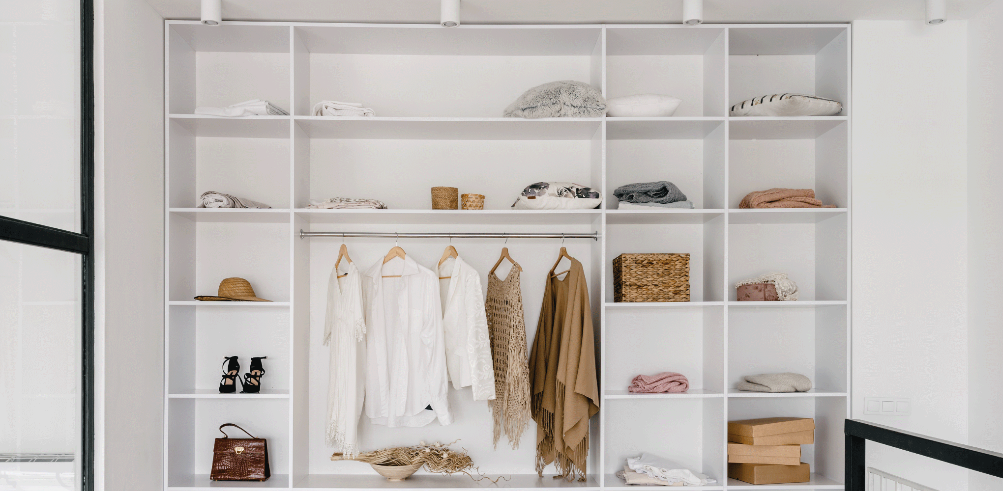 Comment poser des portes coulissantes sur-mesure ?