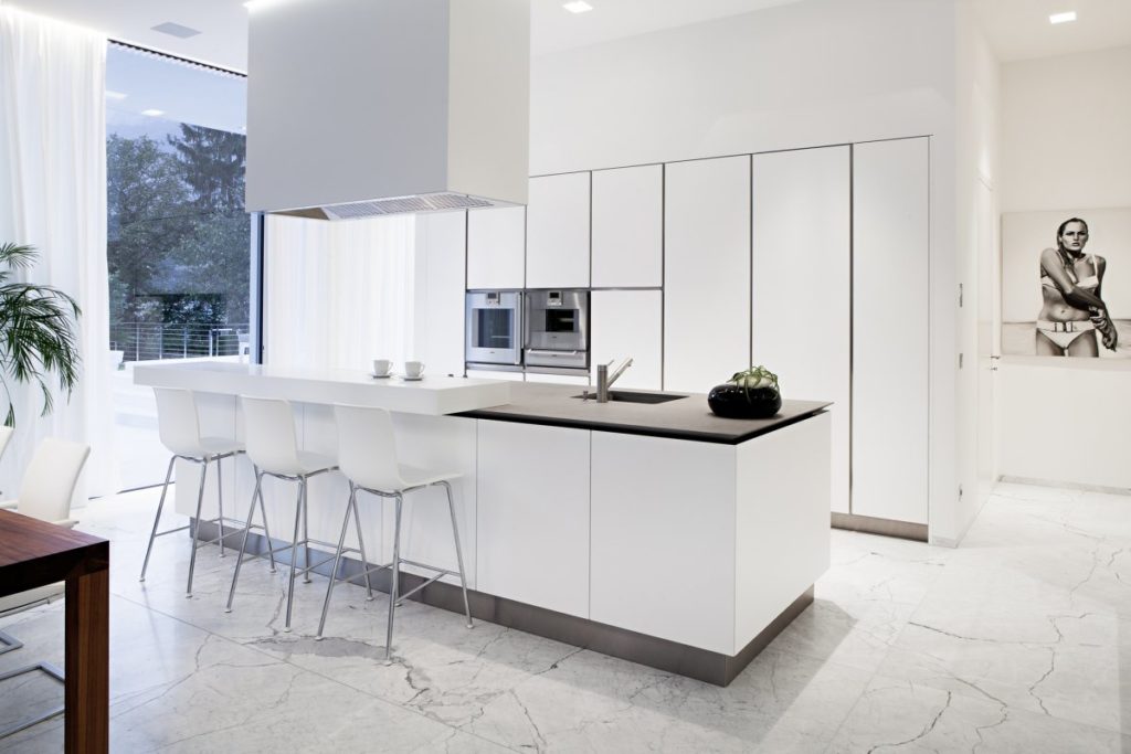 cuisine blanche super moderne décoration architecture d'intérieur